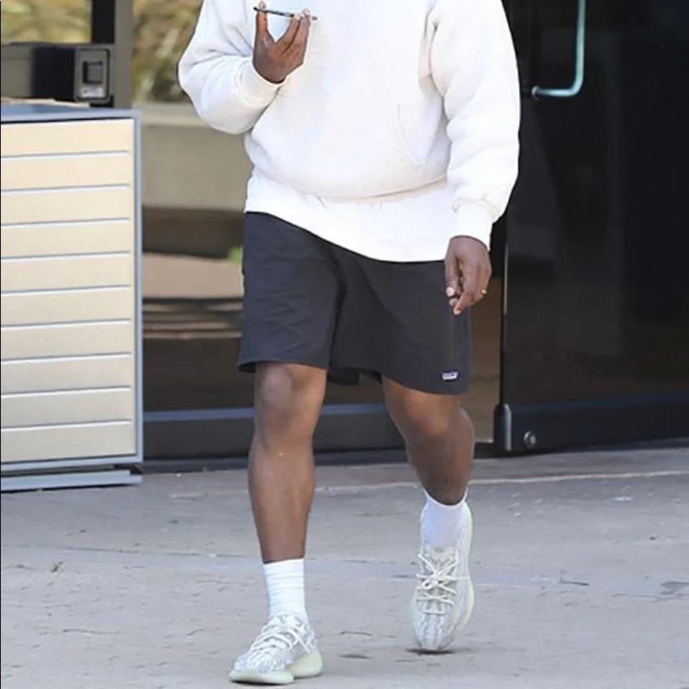 Yeezy 380 Alien - Picture 10 of 10
